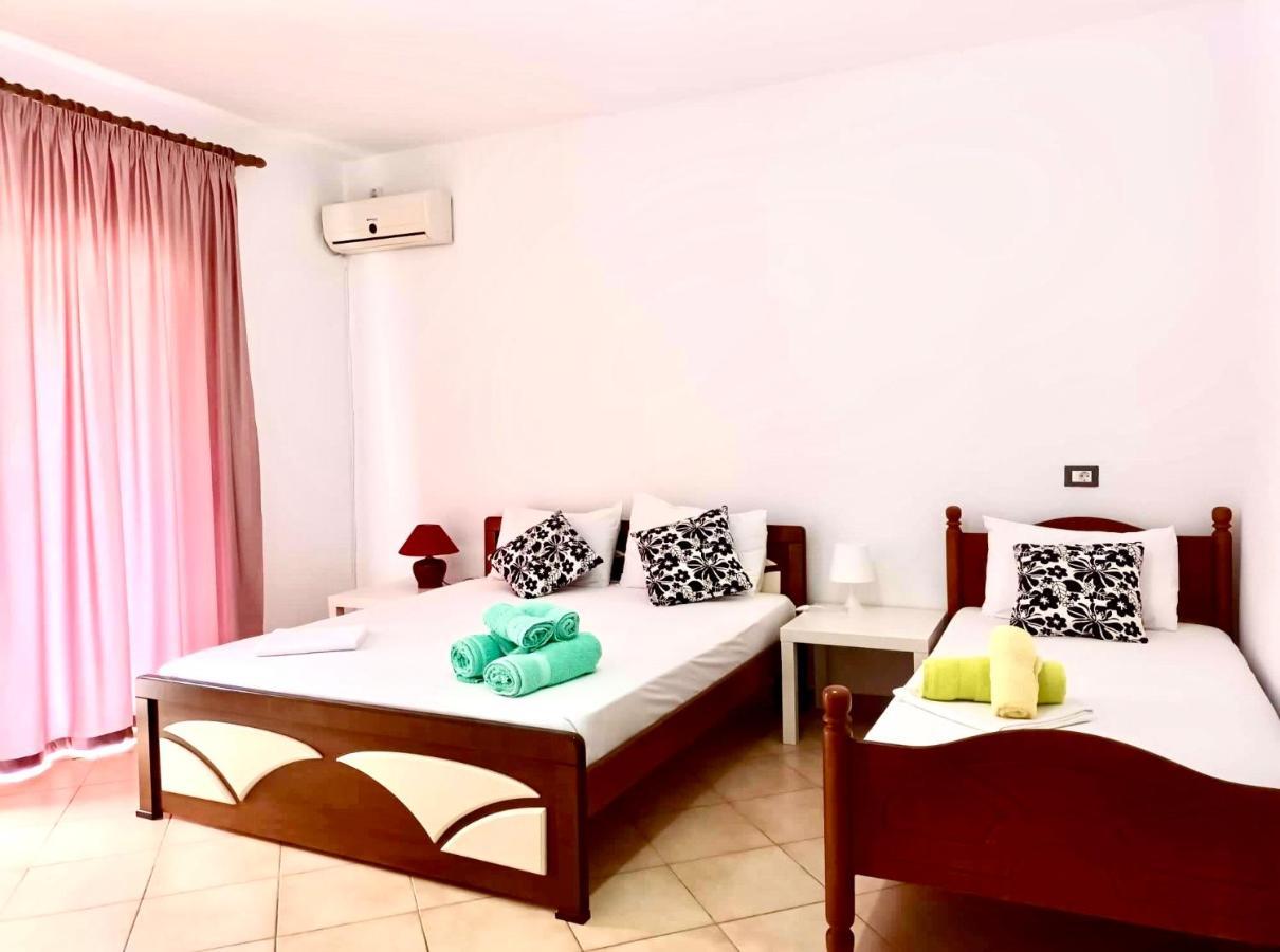 Saranda Rooms - Port Екстер'єр фото